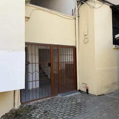 House Of Liza - Elegant 2br In Durrës