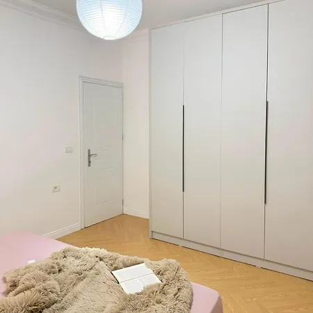House Of Liza - Elegant 2br In Durrës